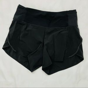 Lululemon shorts size 4